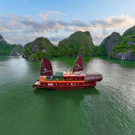 Sunlight Boutique Cruise - Cat Ba Island Hotell Ha Long Exteriör bild