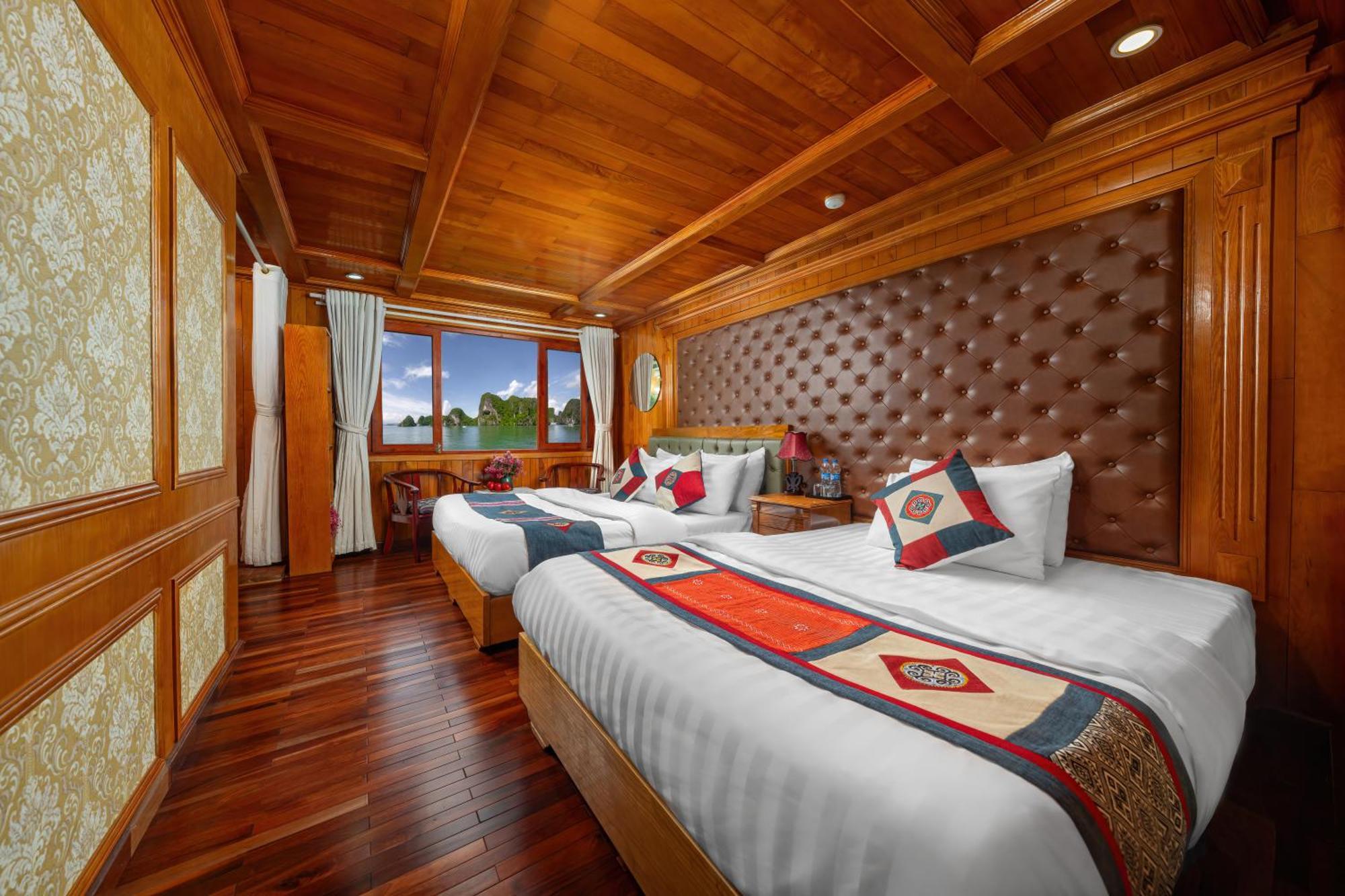 Sunlight Boutique Cruise - Cat Ba Island Hotell Ha Long Exteriör bild